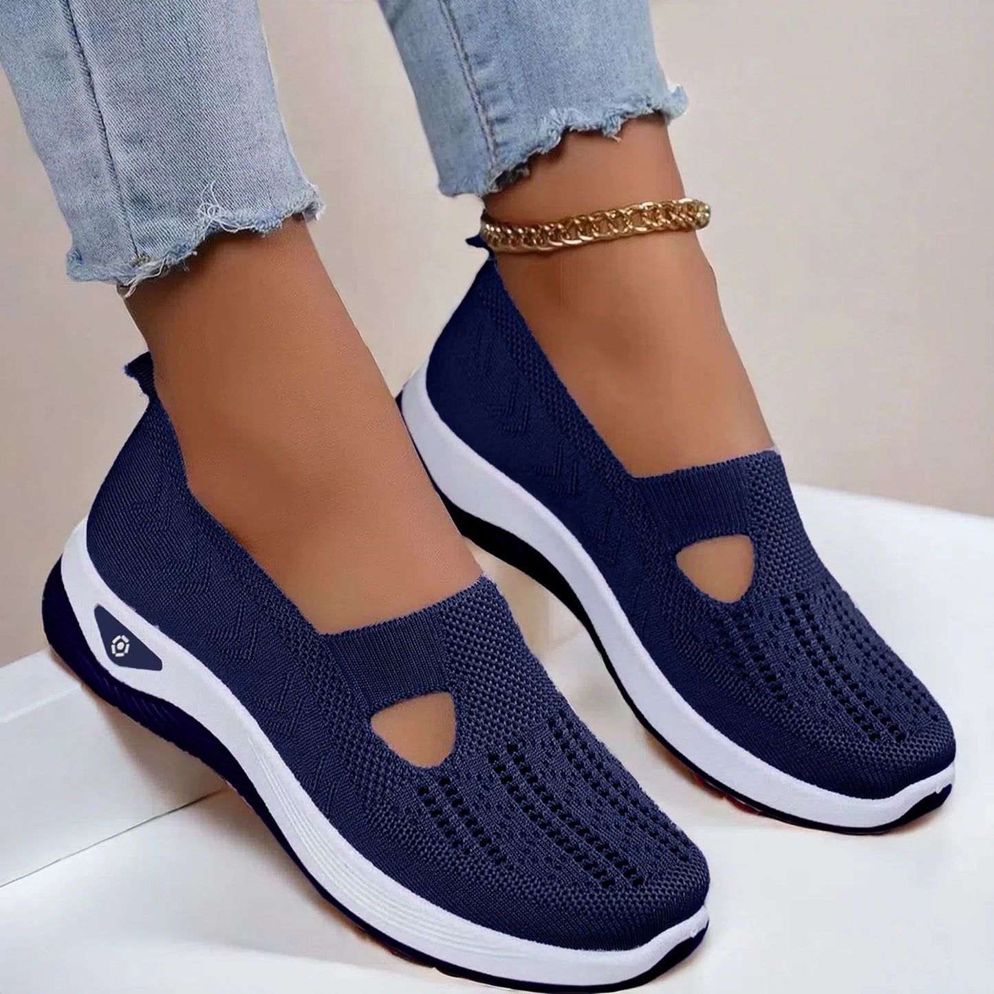 Le scarpe correttive più comode — migliorano l’equilibrio degli anziani e permettono di camminare senza dolore tutto il giorno!